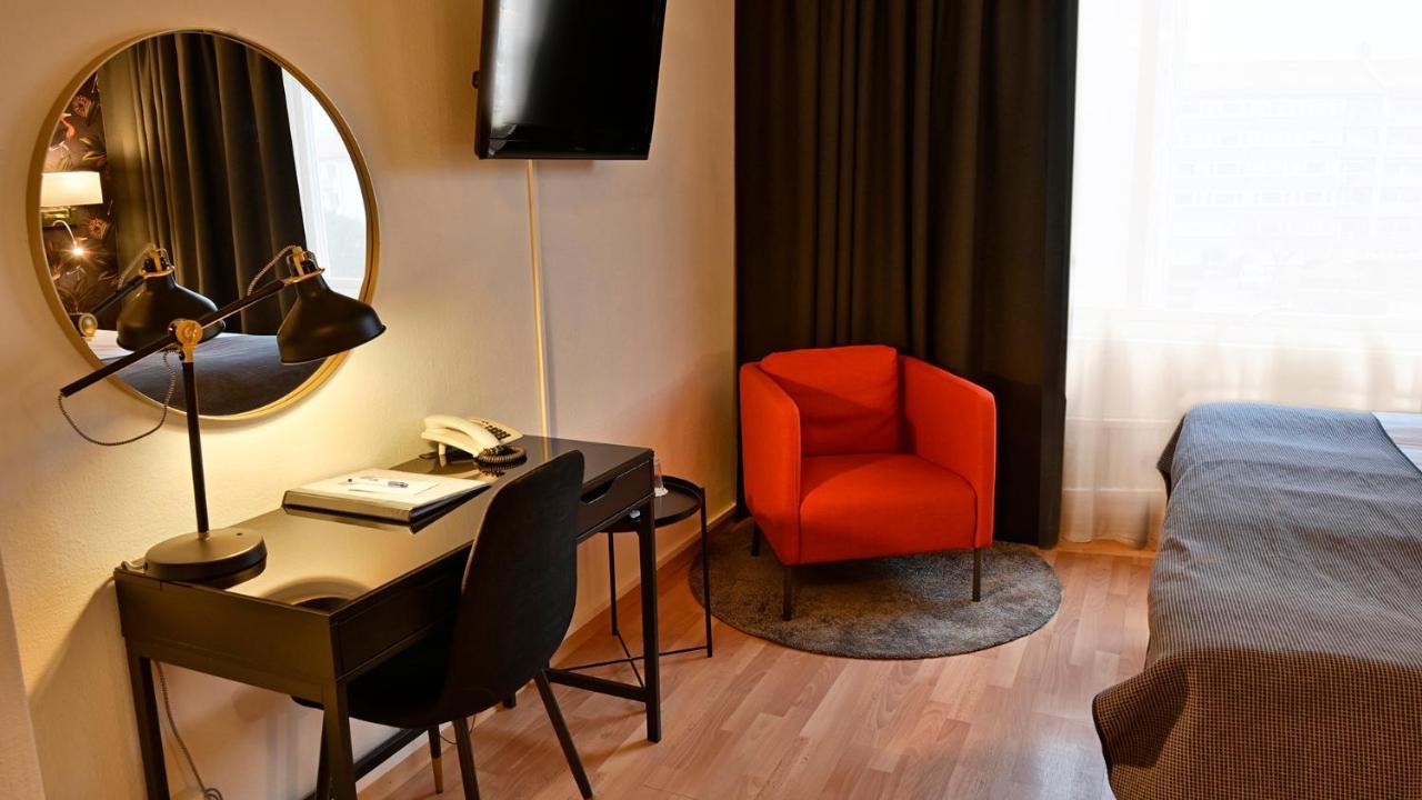 Hotel Amadeus By First Halmstad Exteriör bild